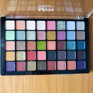 Nyx Ultimate Utopia 40 gorgeous shades